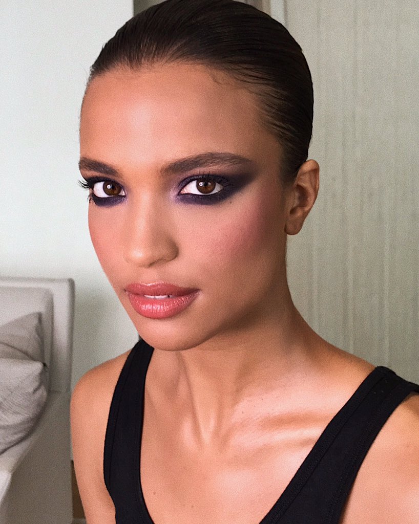 Launching new Eye-Conic Multi-Finish Eye Palettes by @marcbeauty today in Toronto w/gorgeous @hannahdonker ❤️
#marcbeauty #thedressedeye