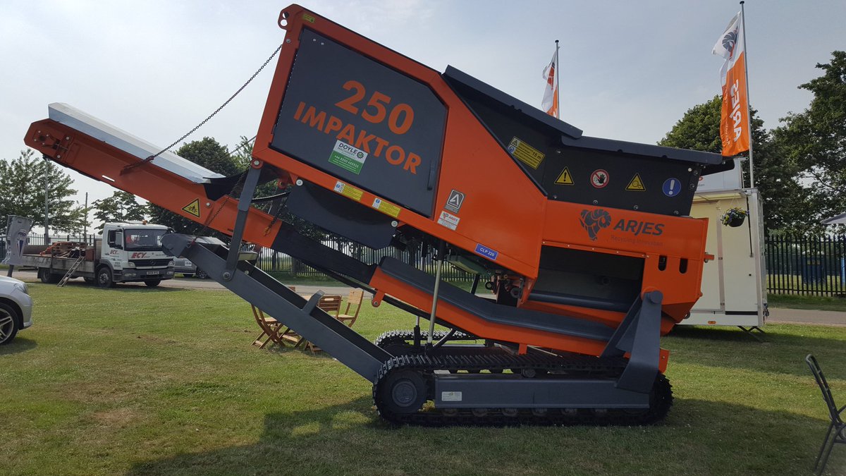 doylemachinery's tweet photo. #demoexpo2017 come along to see the award winning #arjes Impaktor 250. The only machine hooklift and tracked version. #doylemachinery https://t.co/mMKUJOgX4i