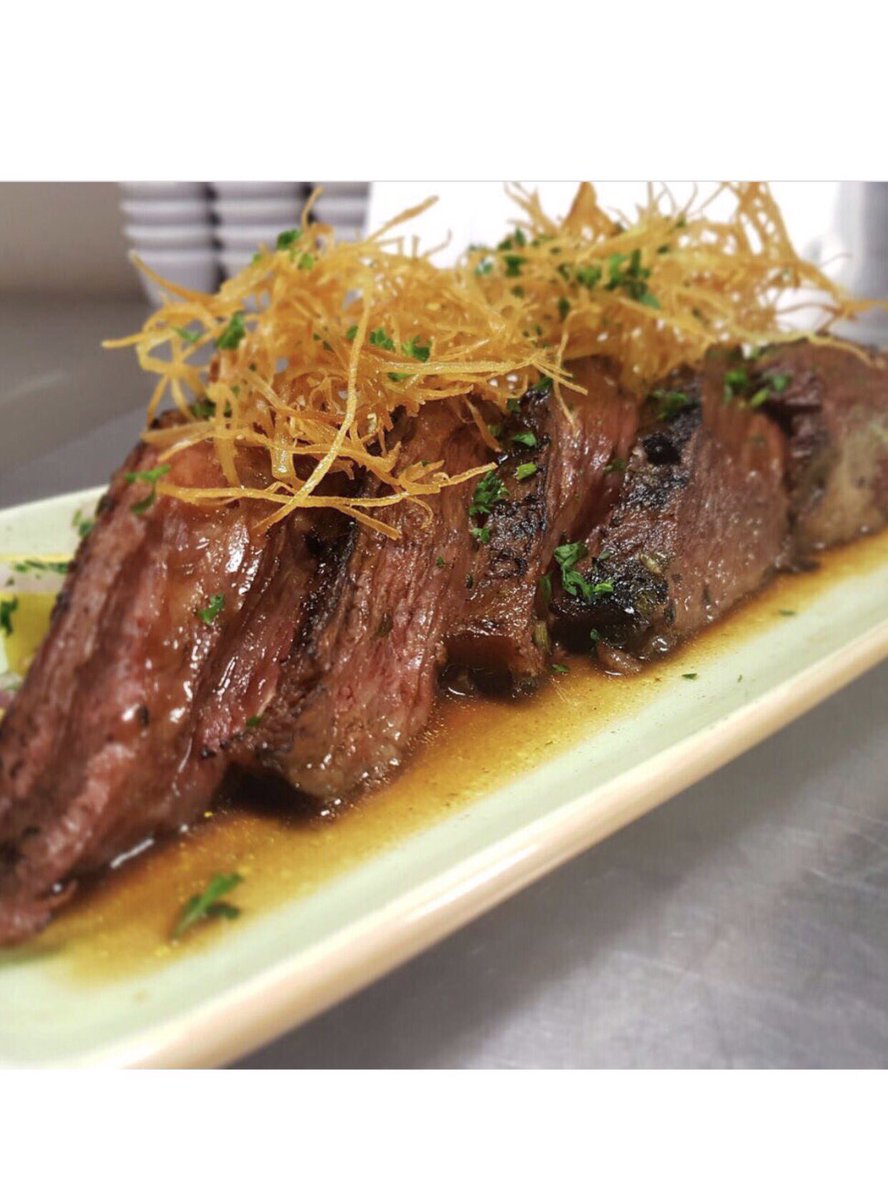 GourmetRD's tweet photo. Seguimos con las propuestas del #sdqrestaurantweek🍴Este es el plato fuerte de @JalaoSD: Corte de vacio en ... https://t.co/t5YuSyLQFK https://t.co/IZ3MOHbMod