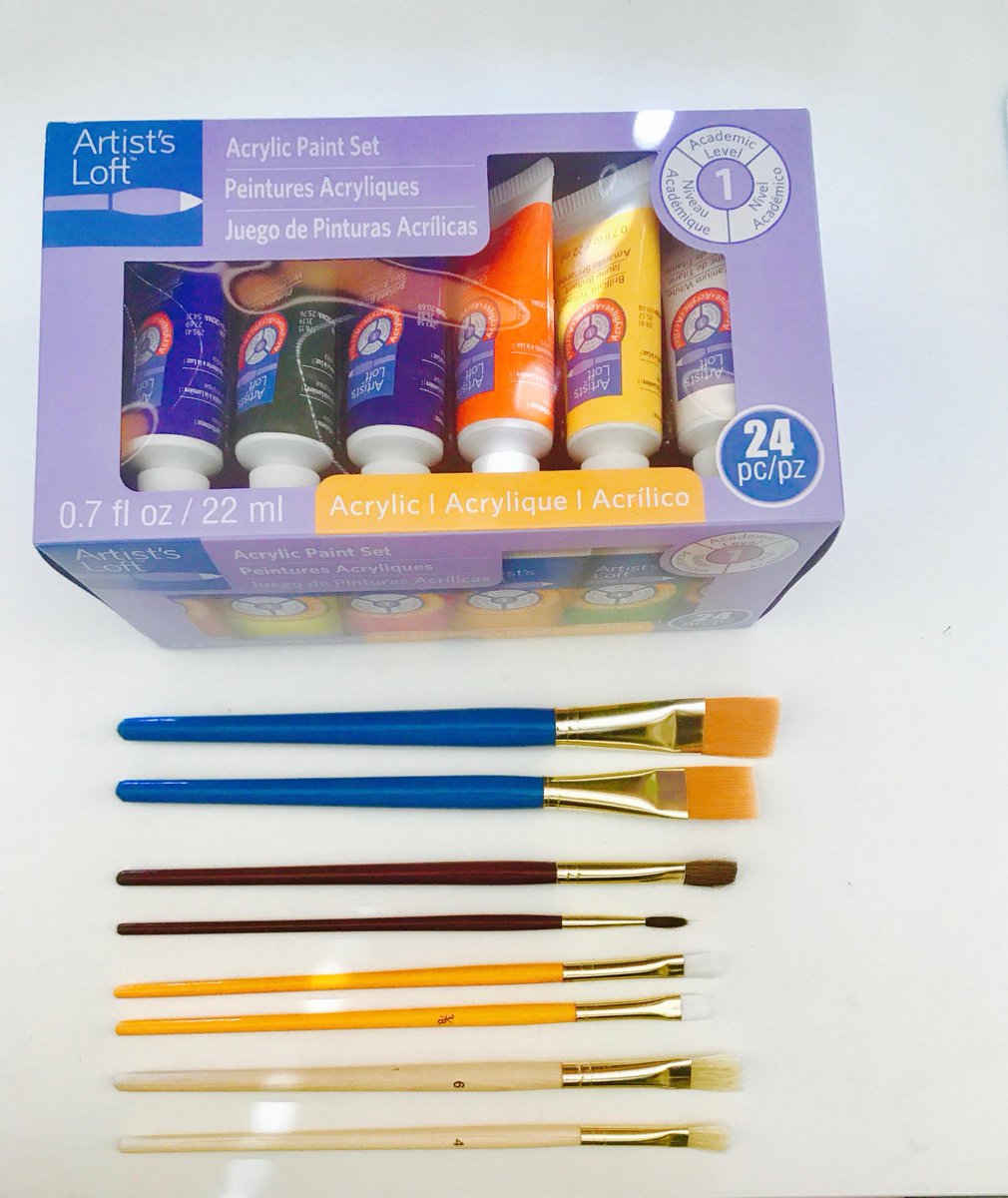 queBottle tweet media