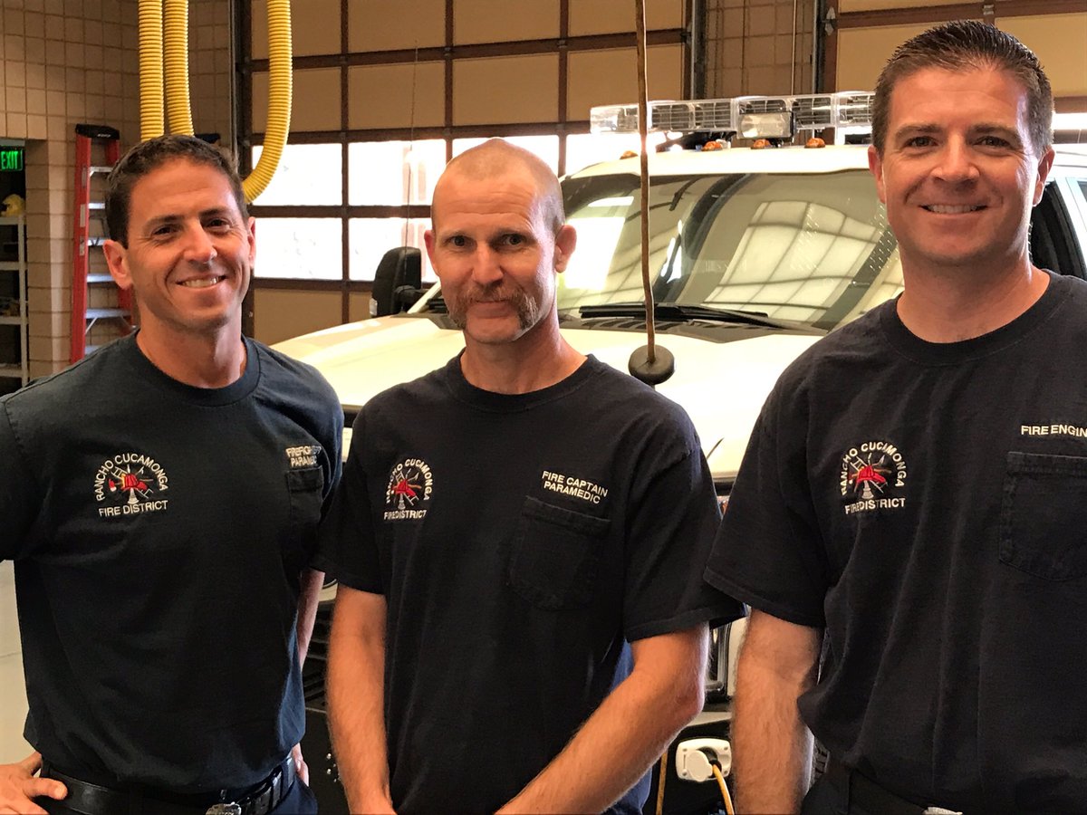 RCFD_PIO's tweet photo. Good morning from our firefighters to you on #NationalSelfieDay! .@RCFFAorg https://t.co/HgA3YIjmkC