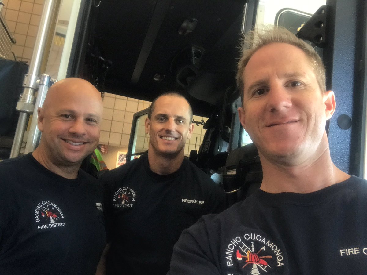 RCFD_PIO's tweet photo. Good morning from our firefighters to you on #NationalSelfieDay! .@RCFFAorg https://t.co/HgA3YIjmkC