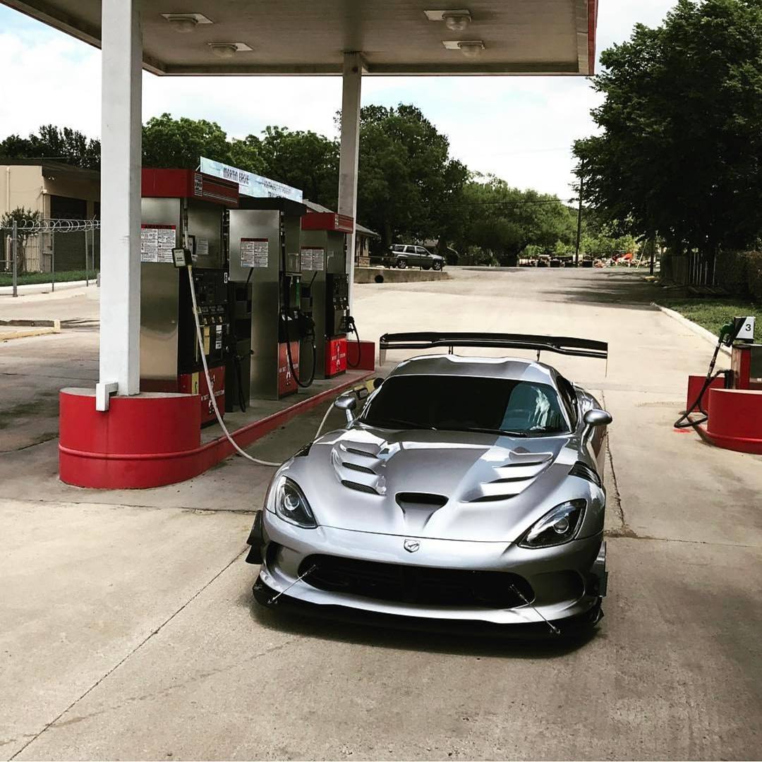 POETbiofuels's tweet photo. Filling up on #E85 in North Texas! What's the highest percentage #ethanol blend you've used? #POETproud #GetEthanol (RG: junkie414) https://t.co/tQu5XbhdmH