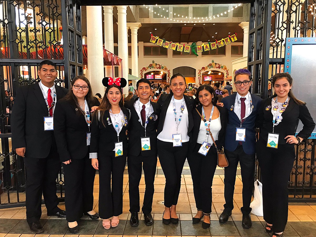 yadyesco's tweet photo. HOSA International Leadership Conference 2017!!! #JEHSHOSA #ECISD https://t.co/xbaMePo5ud