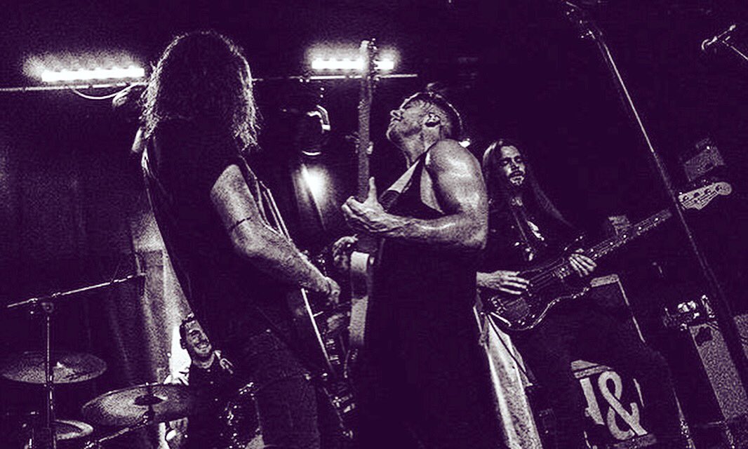 DTTVOfficial's tweet photo. Last night of the UK Tour tonight!! π Leeds, you're in for a treat..π₯x #PaperHeartTour https://t.co/lrDzAz3utc