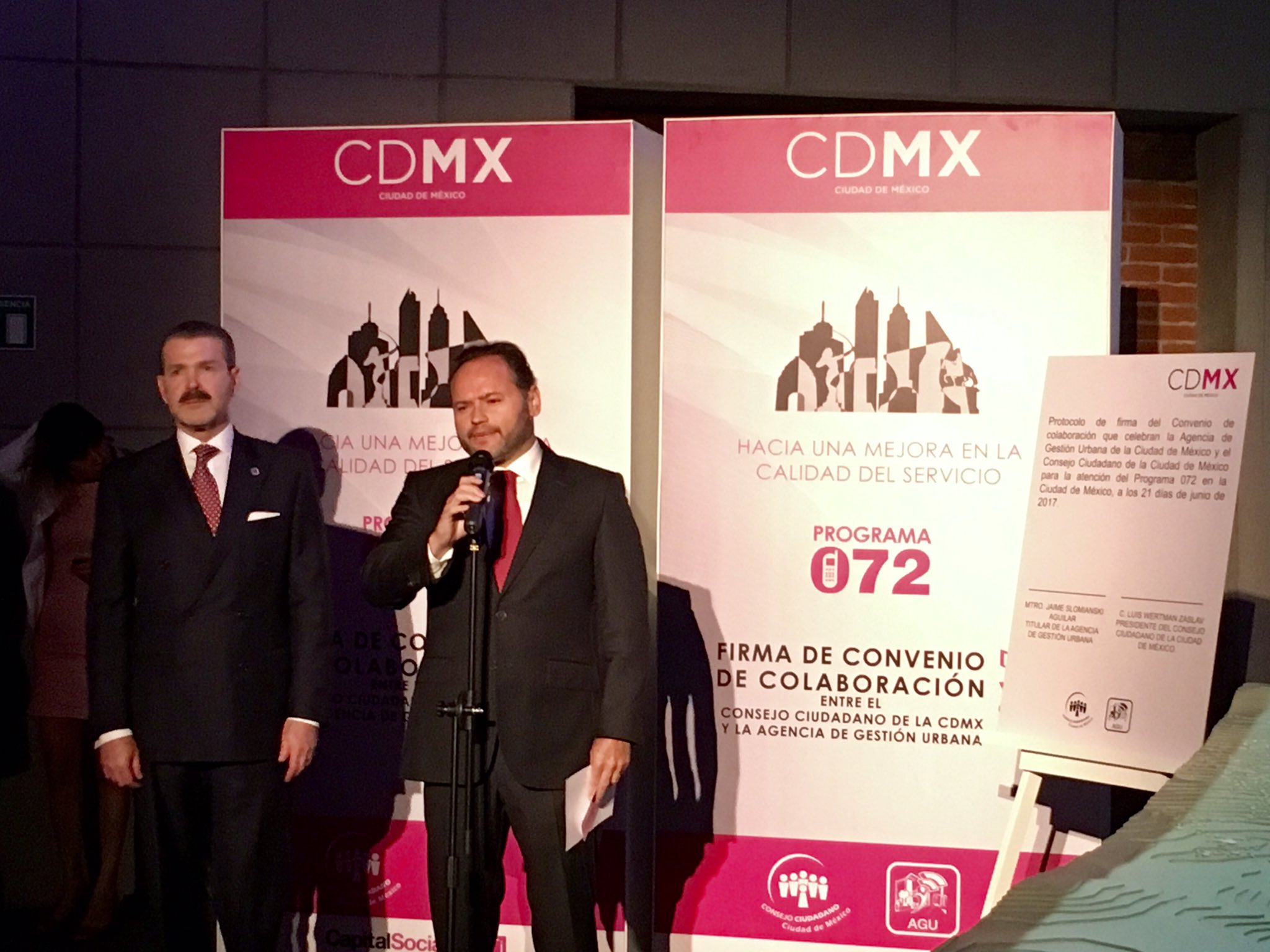 Servicios Urbanos on Twitter: "En el @072CDMX puedes reportar servicios
