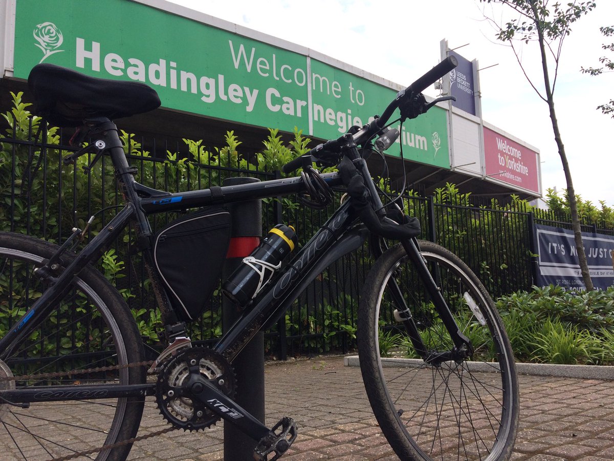 RossBlackBurn89's tweet photo. Leeds is my favourite place for an adventure #metime #thoughts #cycle #clearthinker https://t.co/qxM5JGYBCB
