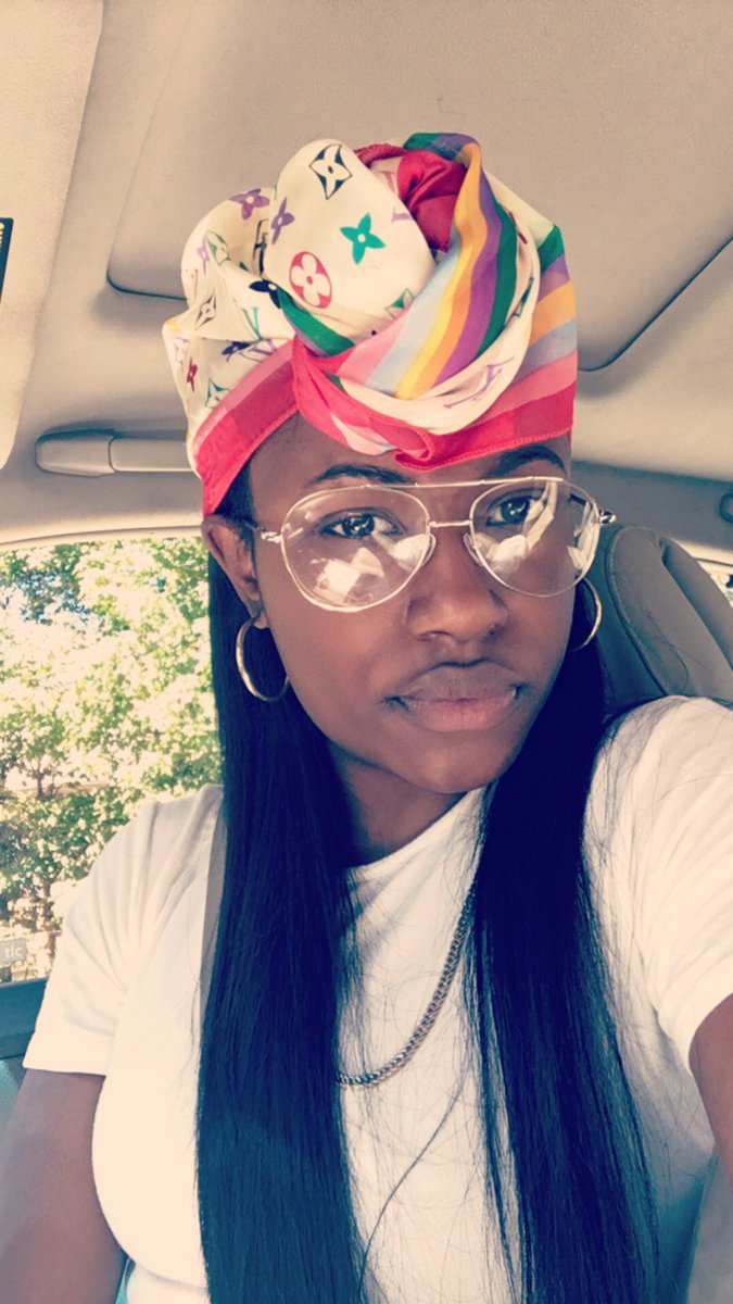 okaybabyray's tweet photo. #Howard21Girls 🗣 you know 🔴🔵 https://t.co/jIVZc6pMEk
