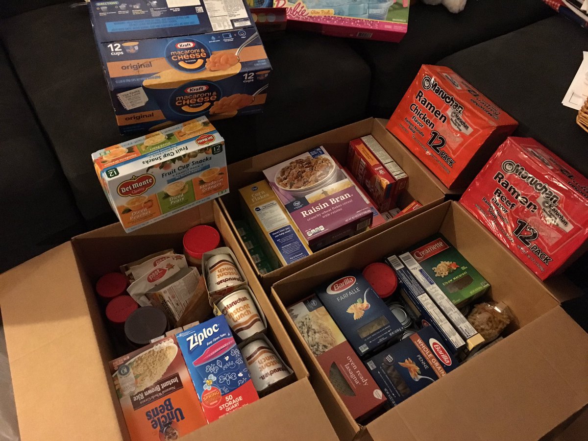 jordanacarney's tweet photo. Yesterday we dropped off all the donations to the families! A huge thank you to everyone that donated! It really meant a lot to them and me❤ https://t.co/eZnt3vyq5i