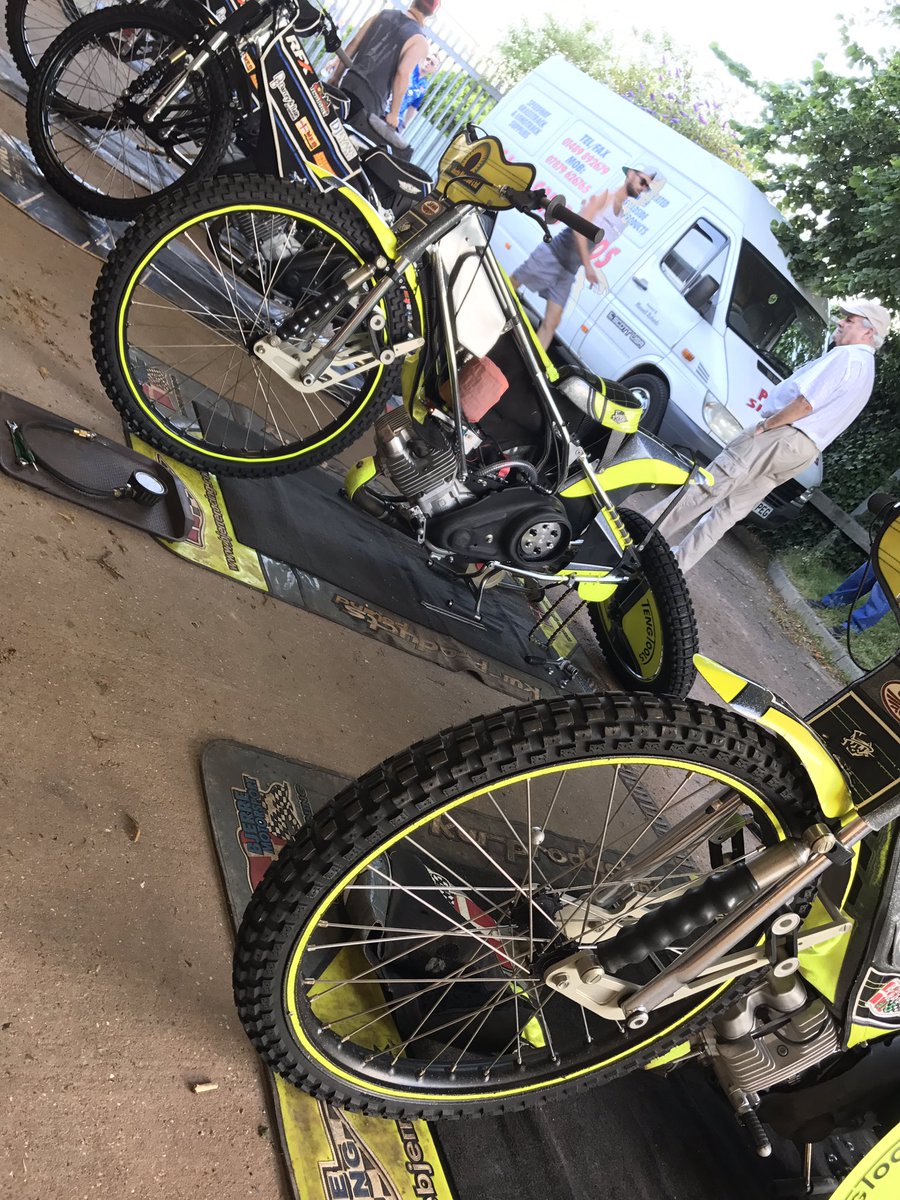 LasseBjerre93's tweet photo. We are really!! 😁👌🏼 #żużle #BjerreRacing #15 https://t.co/ja3z09YGuu