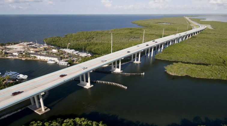 Florida Keys commissioners consider toll on US 1 bit.ly/2sQVQAO https://t.co/Q7DtJeBjF7