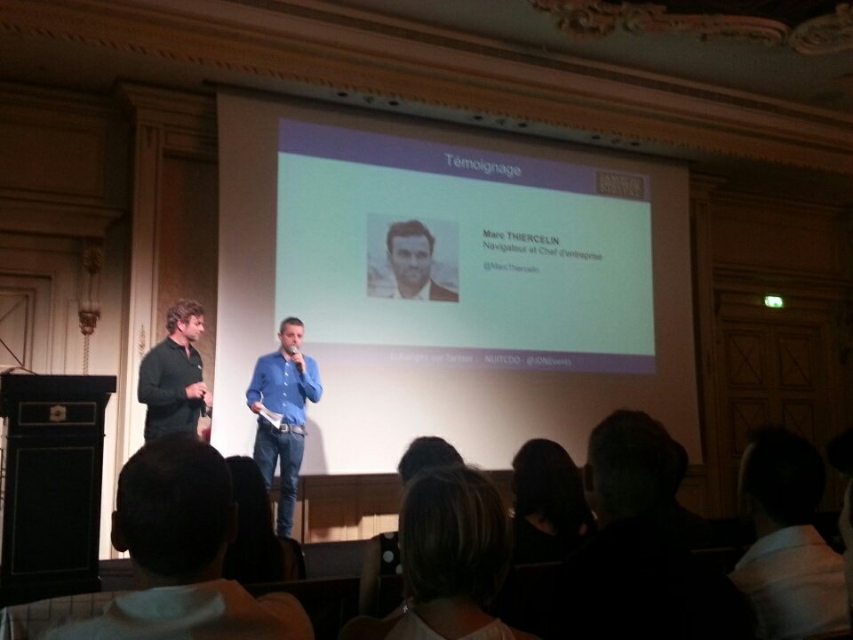 Alban_Jarry's tweet photo. Debut de la #nuitcdo avec la présence de @MarcThiercelin qui nous parle de ses rêves. un métier passion : la #voile. #transfonum #cdo https://t.co/TlZA2IF4jk