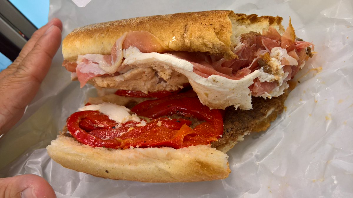 Robohunt7's tweet photo. @PaulMalignaggi Just went to Lioni in downtown BK for lunch. Got the sandwich named after you. Not bad! https://t.co/Cj2HSd7vQb