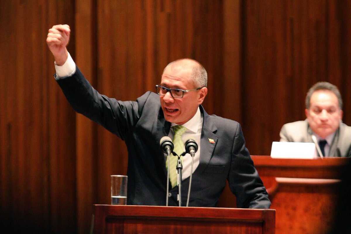 VeroGuevarav's tweet photo. @JorgeGlas: "¡Que me auditen toda la vida! ¡El que no la debe no la teme! ¡Mi frente está en alto!" #CasoOdebrecht #EcuadorConElVice https://t.co/5AU3mn53Bd
