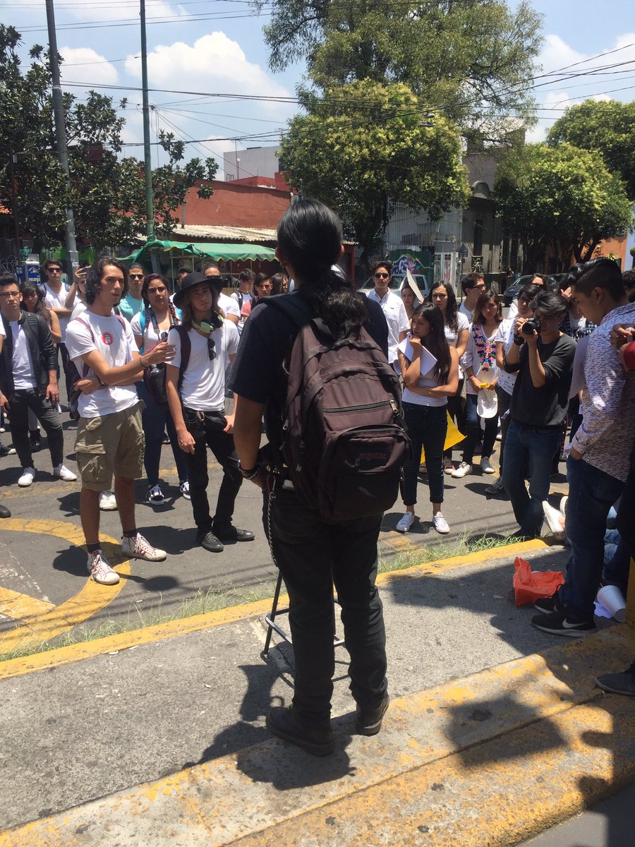 QUEPASOCONORIH's tweet photo. #QUEPASOCONORIHUELA https://t.co/gUaT9nlX38