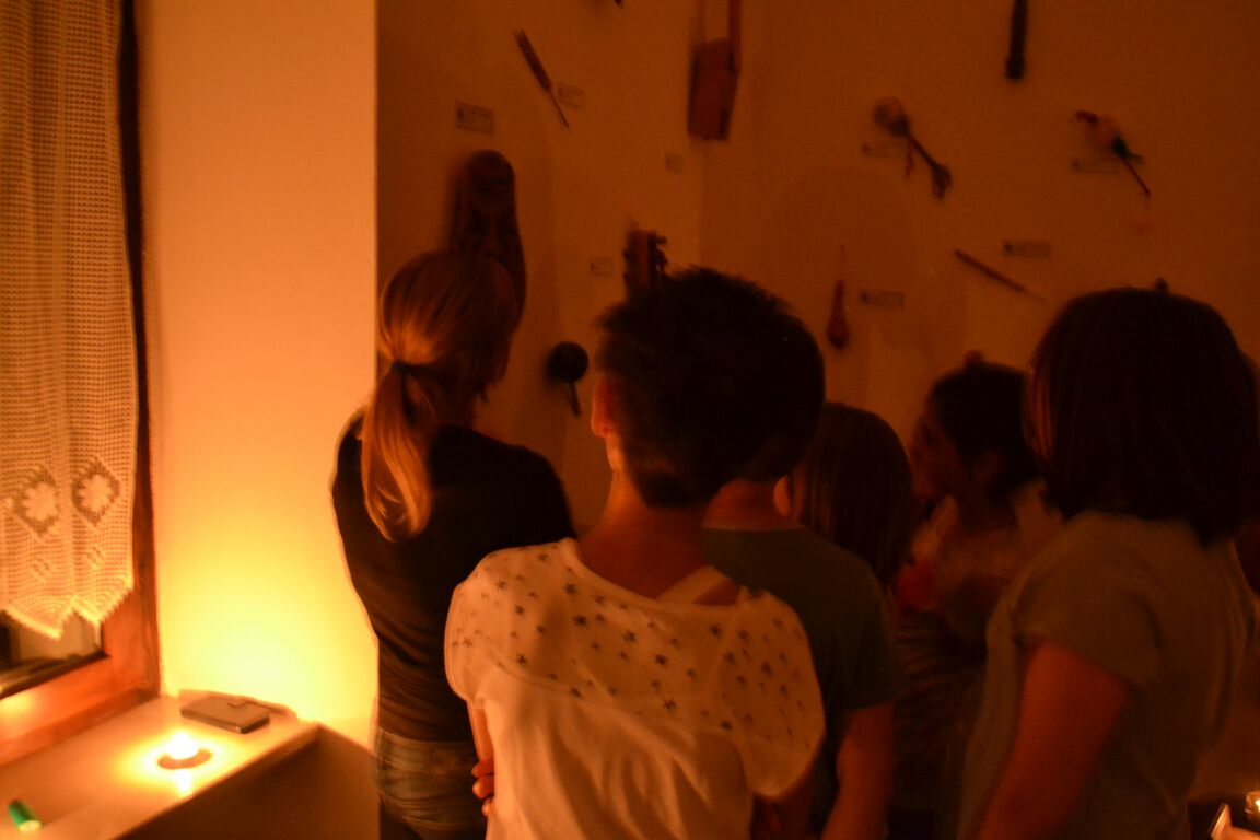 Marta_Balde's tweet photo. Anche se gli occhi non vedono, il cuore sente #MusicDay2017 #musicMW #WomenMW #MuseumWeek #museumweek2017 @Museo_Musica https://t.co/DHJx42hd1q
