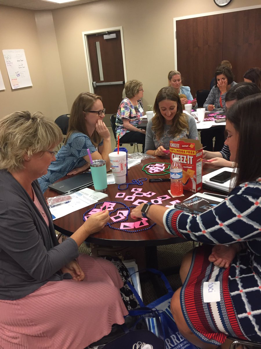 kimestes101's tweet photo. @WarrenCoSchools teachers & instructional coaches Justifying our thinking about characteristics of geometric shapes #mathpluschat @GRRECKY https://t.co/KkLNyg7Xb5