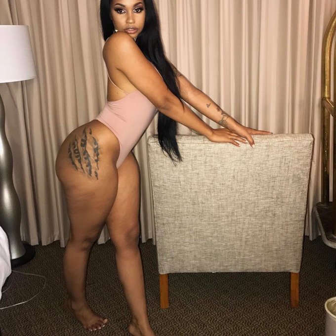 You like? #FAME https://t.co/QHzPWdZGPE<a href="/tag/fame"class="tags">#FAME</a>