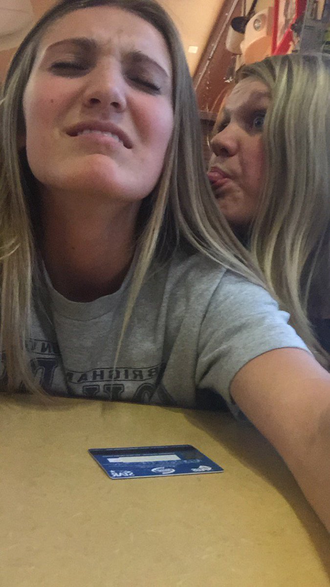 raekerbs's tweet photo. HAPPY BIRTHDAY TO MY #1 BFF I LOVE YA DUDE @kalkerbs9 https://t.co/RG5kuZfzKU