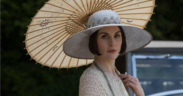 enews's tweet photo. Downton Abbey the series is over, but it looks like a movie rendition could be heading to the silver screen: https://t.co/XwoJYAYNa0 https://t.co/8BSFnnClWC