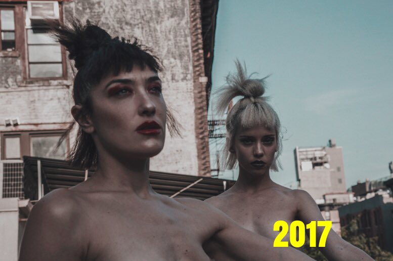 HookedonDolls's tweet photo. #WhatToListenToWhen #Summerinthecity #SummerSolstice2017  @spotify https://t.co/rLezA7oCaM (📸: Janell Shirtcliff) https://t.co/4JMwpadOs1
