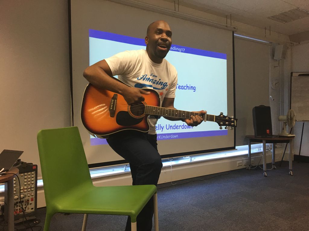 LessonToolbox's tweet photo. Hope #LTaLSC17 is as successful as #TMReading! The awesome @actionjackson at TMReading17
#alwaysmeetyourheroes https://t.co/Kd2b6ziQsg