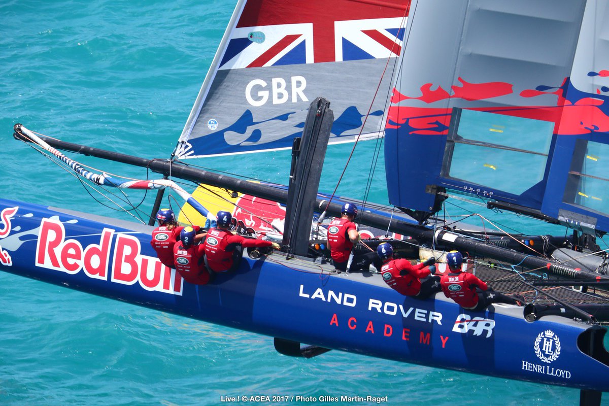 RBYAC's tweet image. In a dramatic turn of events @LandRoverBAR Academy become the new Red Bull Youth America's Cup champions! #RedBullYouthAmericasCup 🇬🇧