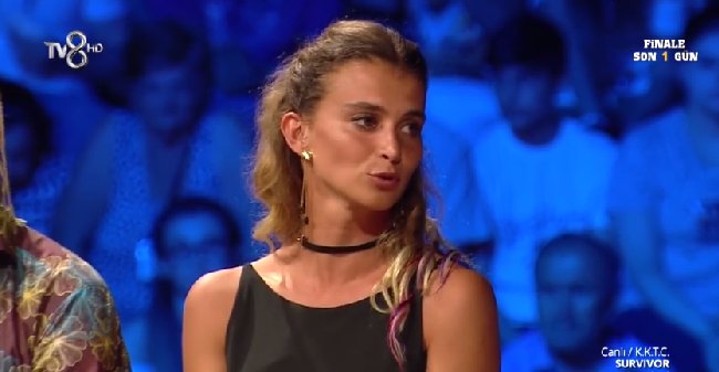 SurvivorDiyal0g's tweet photo. Pınar :" Kendi takımımdan Serhat'ı karşı takımdan da Ogeday'ı destekliyorum"
#Survivor https://t.co/H45yZ7Dbtt