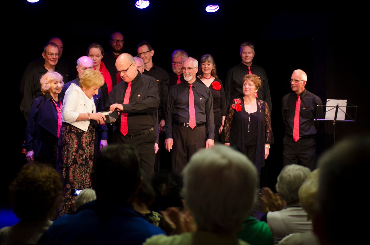 Entertaining our Polish hosts and presenting a Quaich to the Warsaw Minister of Culture. Happy days! 😀