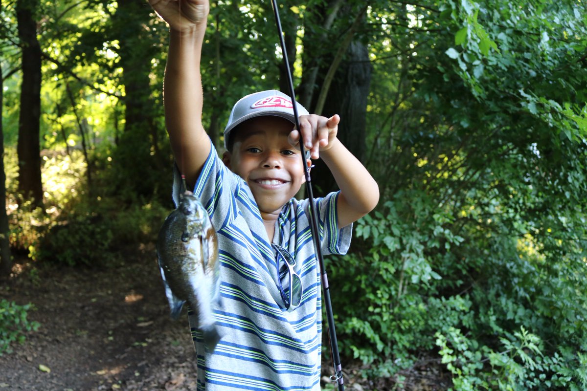 ScoutingNYC's tweet photo. #ThankYou too all who participated and made yesterdays #fishbrooklyn event possible! Gallery: https://t.co/tHHJLf4oSn #hookedonscouting #NYC https://t.co/uk5lM82Ym9