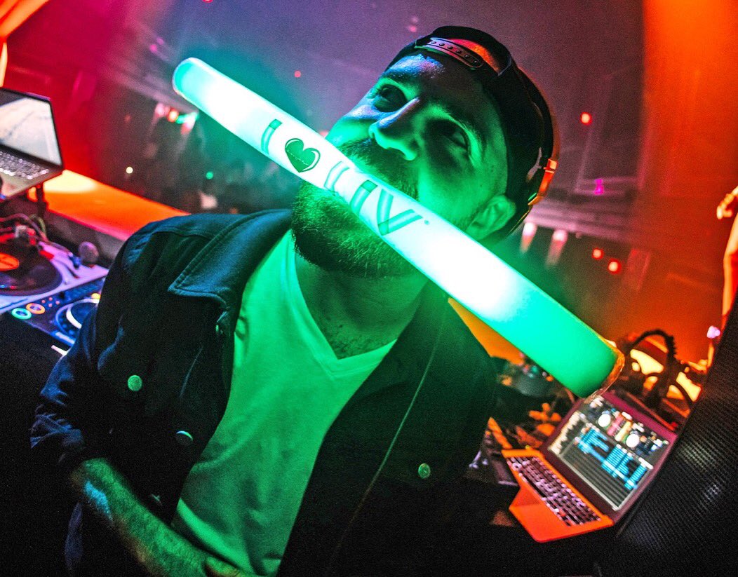 LIVmiami's tweet photo. We are so ready for some #PYTmiami with @Iamdamagedgoods! Tickets at https://t.co/2gI0nFs4oC. https://t.co/FRVSVAr41M