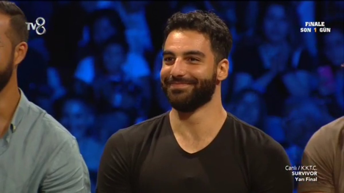 arsanddefsoul's tweet photo. Bu şey değil mi ya AŞK??? 
OGEDAY yaz 1890a gönder! 

#survivor #eserwest https://t.co/1rTo5281V9