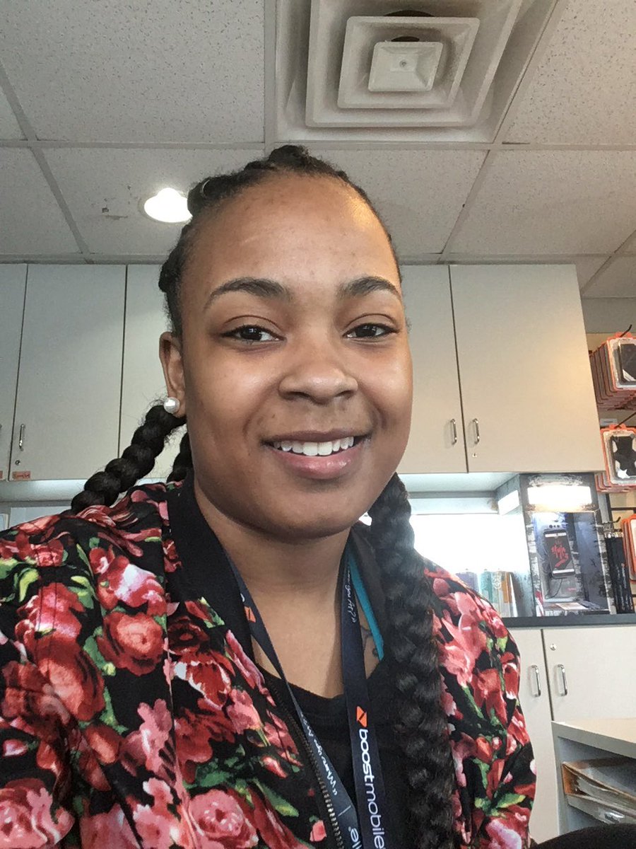 SheAintLexiiTho's tweet photo. @MichelleVipWire #boostyourselfie https://t.co/2o2QfIcG0y