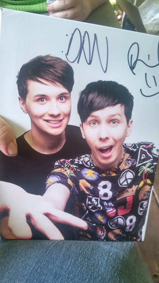 yaoiisbae99's tweet photo. @danielhowell @AmazingPhil I'm crying rn cause you have touched this book https://t.co/wvt7tkbElu