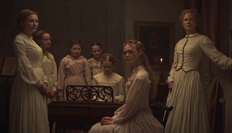 IndieWire's tweet photo. “She really puts together good energies of people." Watch Kirsten Dunst talk about being on set with Sofia Coppola: https://t.co/s7fnwfbTGD https://t.co/HL46qqKDp5