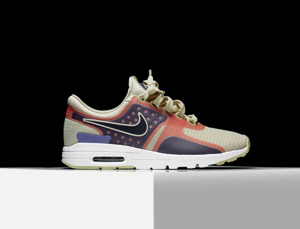 IcySoleOnline's tweet image. W Nike Air Max Zero 'OATMEAL' is NOW available
LINK:bit.ly/2m0unKa