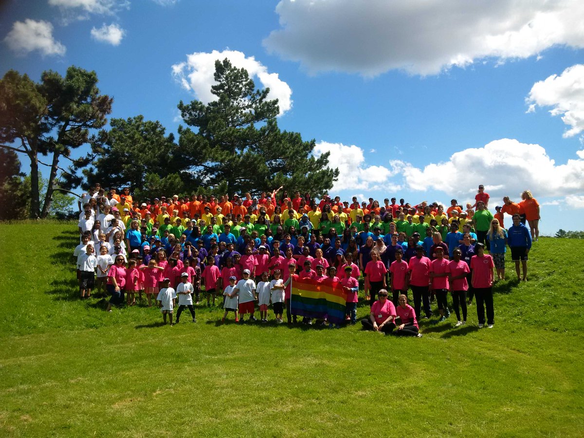 Teri Molnar tweet media