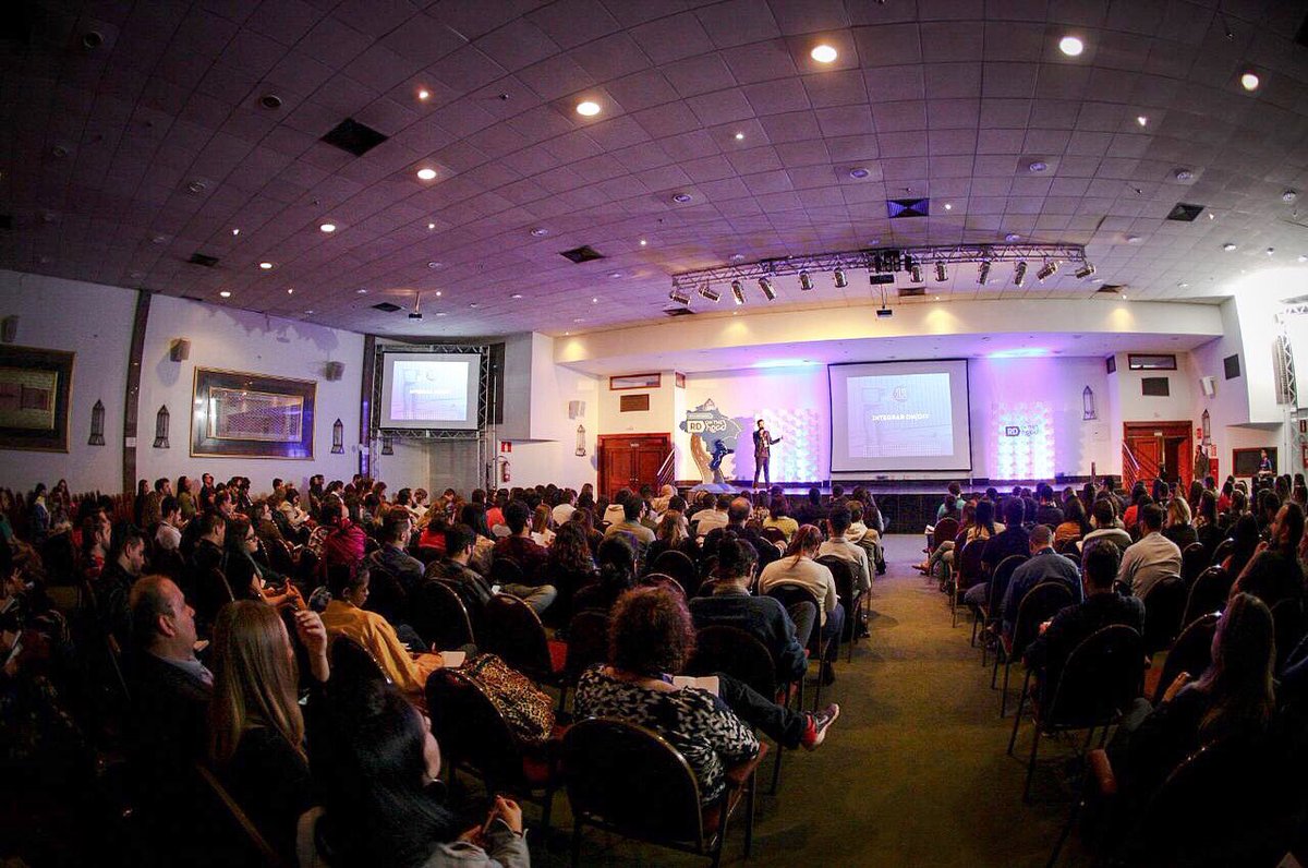 Depois de 5 Estados,BH recebeu minha última palesta do RD On The Road. Minha gratidão a todos,principalmente a @ResDigitais pela confiança!!