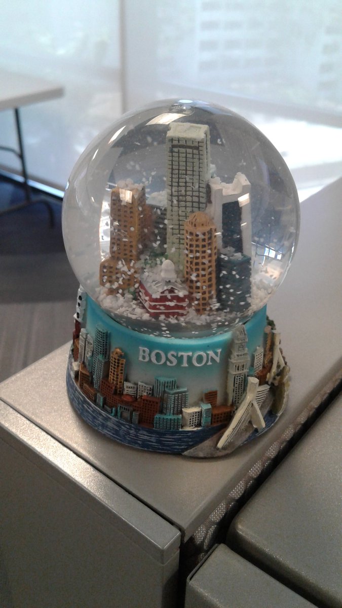 SheilaMyjo's tweet photo. @LeeAnneTweeting @OfficerHedgehog @kentishscribble A precious thing I keep at my desk. (I have never been to Boston, but I'm sure it looks just like that.) https://t.co/uq3N3GmXil