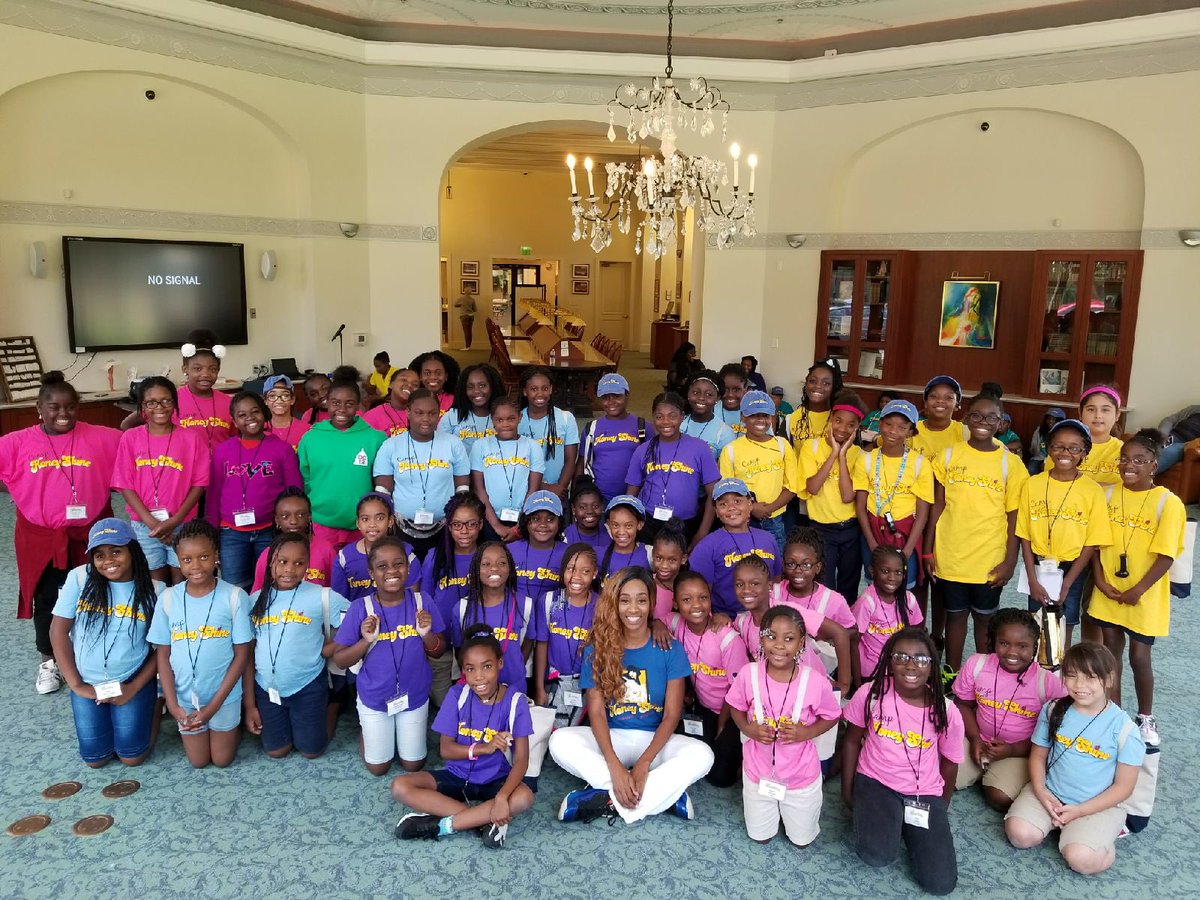 HoneyShineInc's tweet photo. Thank you to our guest speaker Cherisea Williams for speaking to our Honey Bugs about the power of positive affirmation! #ishinebecause https://t.co/MWnX9UlIrV