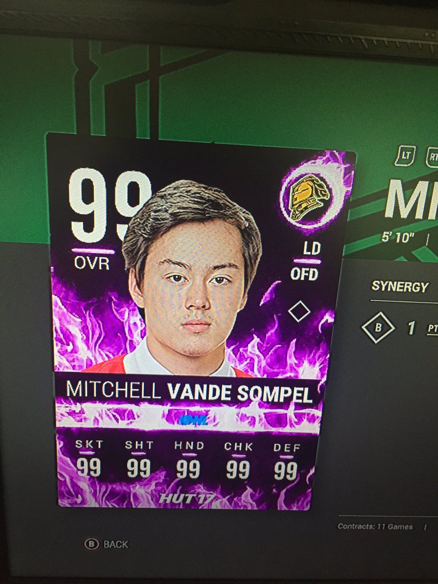 mitchv_97's tweet photo. Thanks @EASPORTSNHL for the card! https://t.co/1c2nIt7qK6
