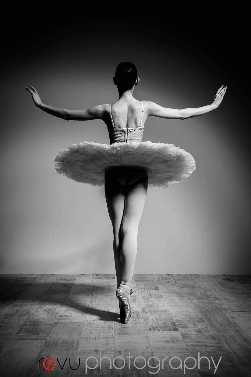 Revu on Twitter: "Another of our #ballet # ballerina #doncasterisgreat https://t.co/tgH2dve9oC" / Twitter