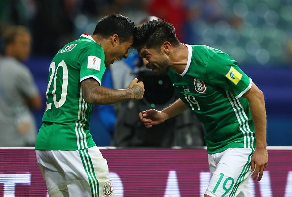 redes_TUDN's tweet image. ¡FINAL! México remonta y suma su primera victoria en Rusia.

@miseleccionmx 2-1 @NZ_Football.

Goles de Jiménez y Oribe. Partidazo de Aquino