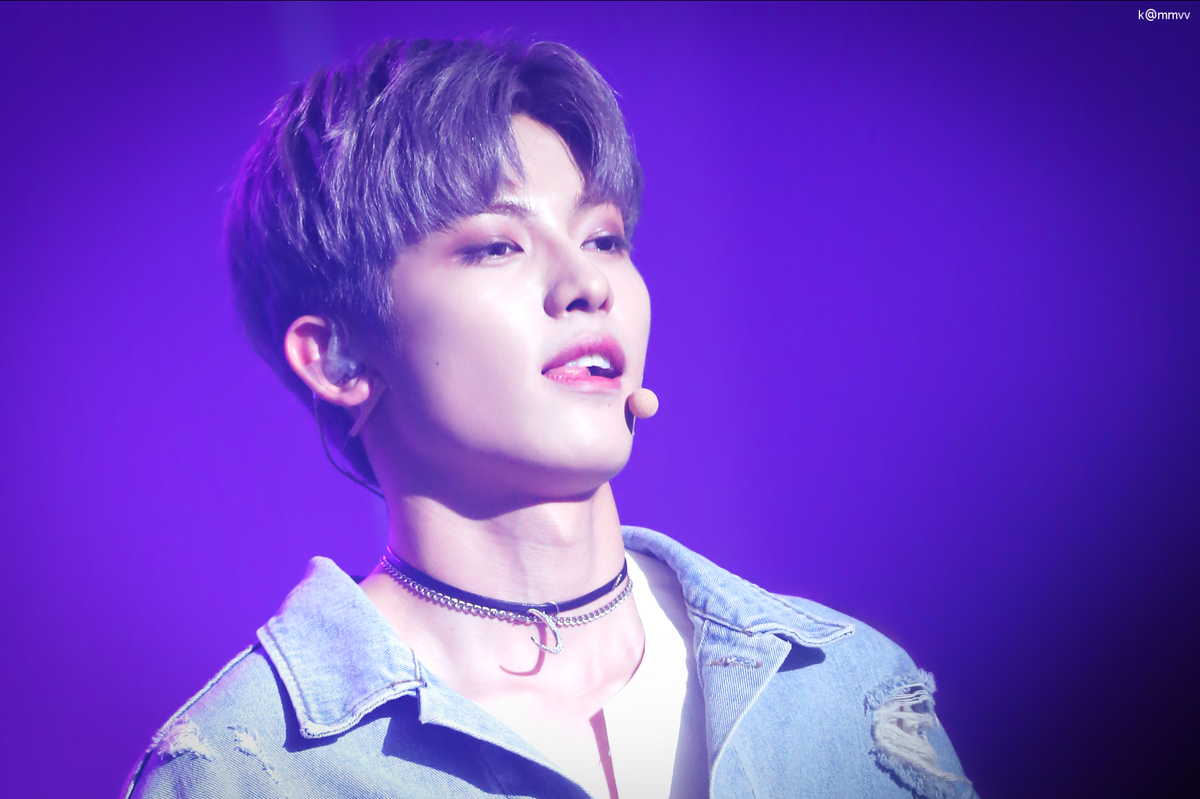 k_mmvv's tweet photo. 170612 붐 스테이지
#투포케이 #24K #진홍 #Jinhong @24K_JinHong 
#ADDICTION #너_하나면_돼 #ONLY_YOU https://t.co/O6xWIAhgGr