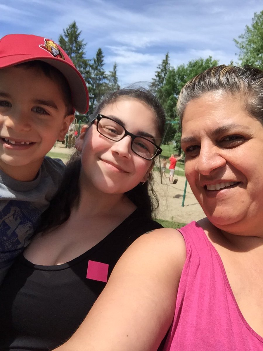 gmacreations's tweet photo. Who needs Mommy and Daddy when your Auntie works at your school and your cousin volunteers there?  Splash pad fun @Stbernardottawa https://t.co/iESjSCCU0L