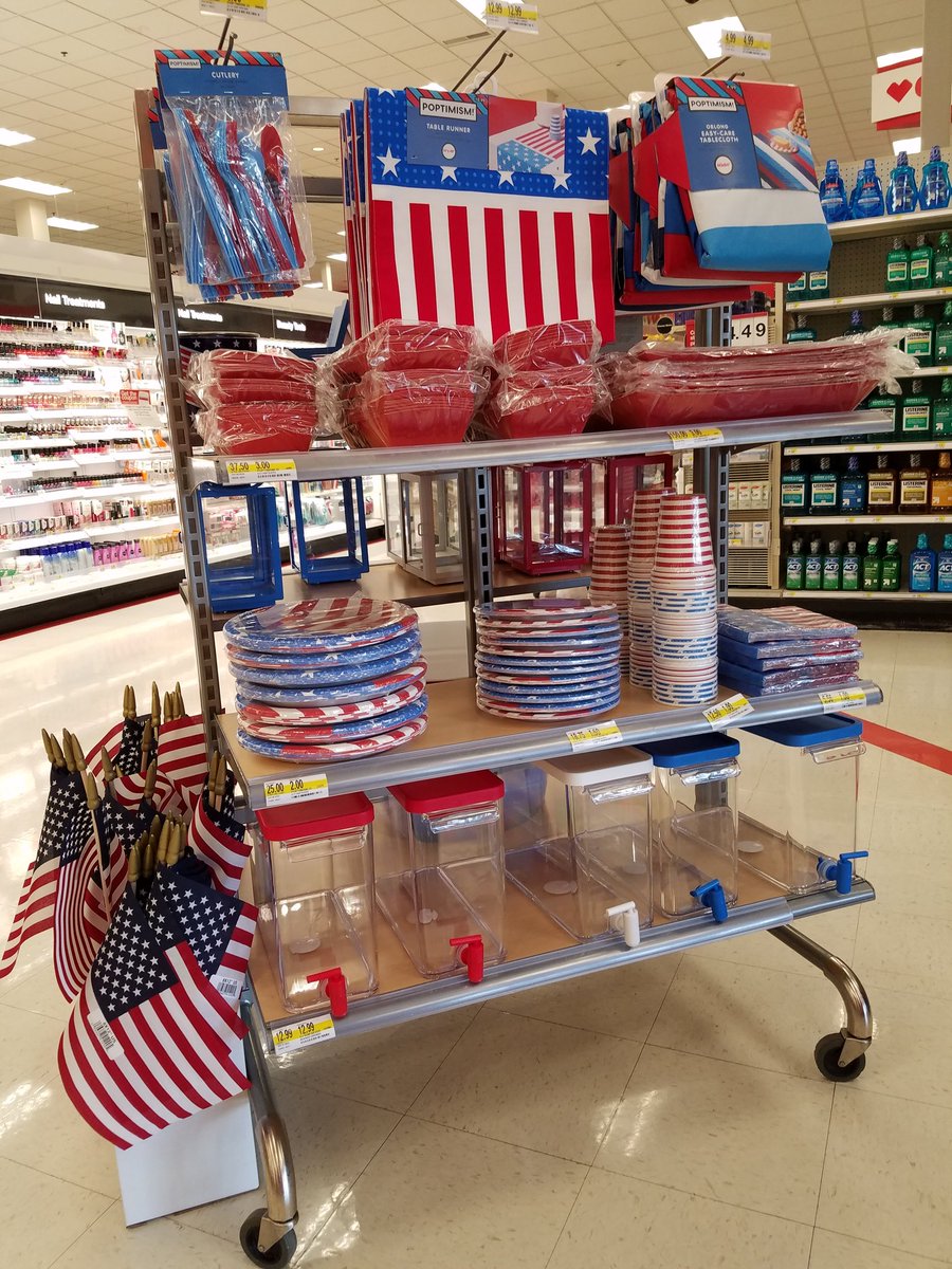 GabrielaRios23's tweet photo. Let's grab those sales right at the door
#drivesales #1168 #vmldiaries
@ashhyne @ZackPapes89 @Tim_Heit https://t.co/FHYwQd9NLk