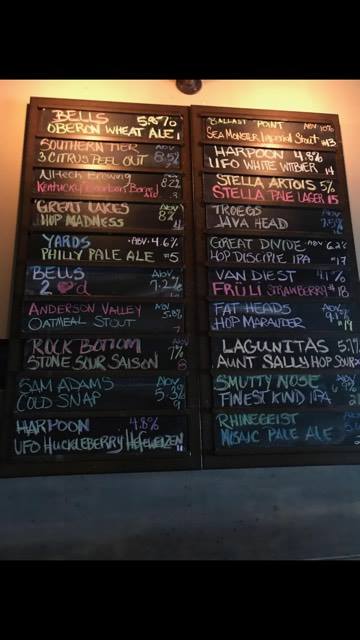 BarrelJunction's tweet photo. This week's draft list in Gibsonia...π»π»π»π»
#barreljunction #craftbeer #housesmokedmeats #firstdayofsummer https://t.co/q7Ng39TEco