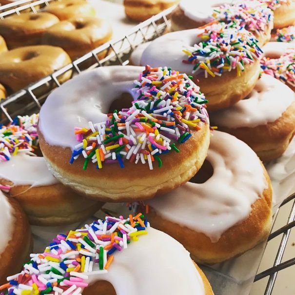 insideHamont's tweet image. Get your sprinkle fix at Grandad’s Donuts on James Street North!
☛ #insidehamont #hamont 
☛ Photo Credit: [@grandadsdonuts]