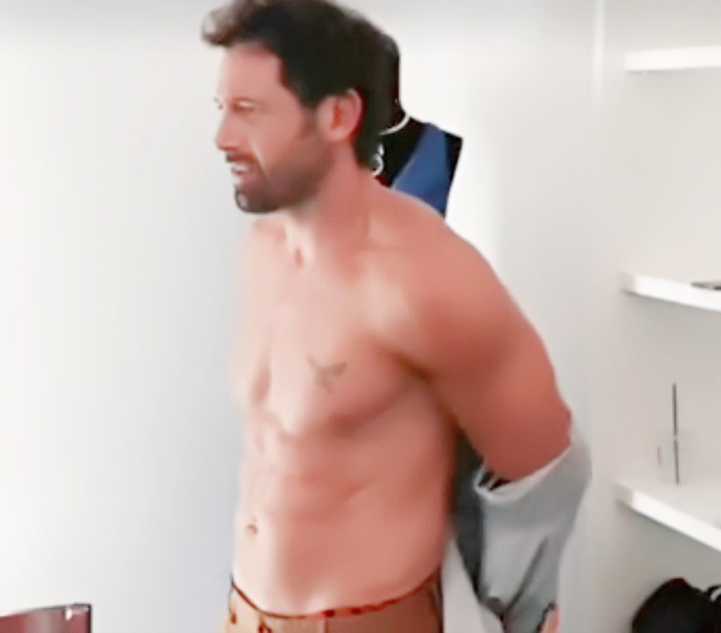 GabrielSotoRSS's tweet photo. @gabrielsotoMEX probando la ropa para #Damian #nadiemasenelmundo #HaceDosDias #Guapo 😍😍😍
#GabrielSoto @giselletelevisa @nadiemasnlmundo ☺ https://t.co/kXucE8ojZ0