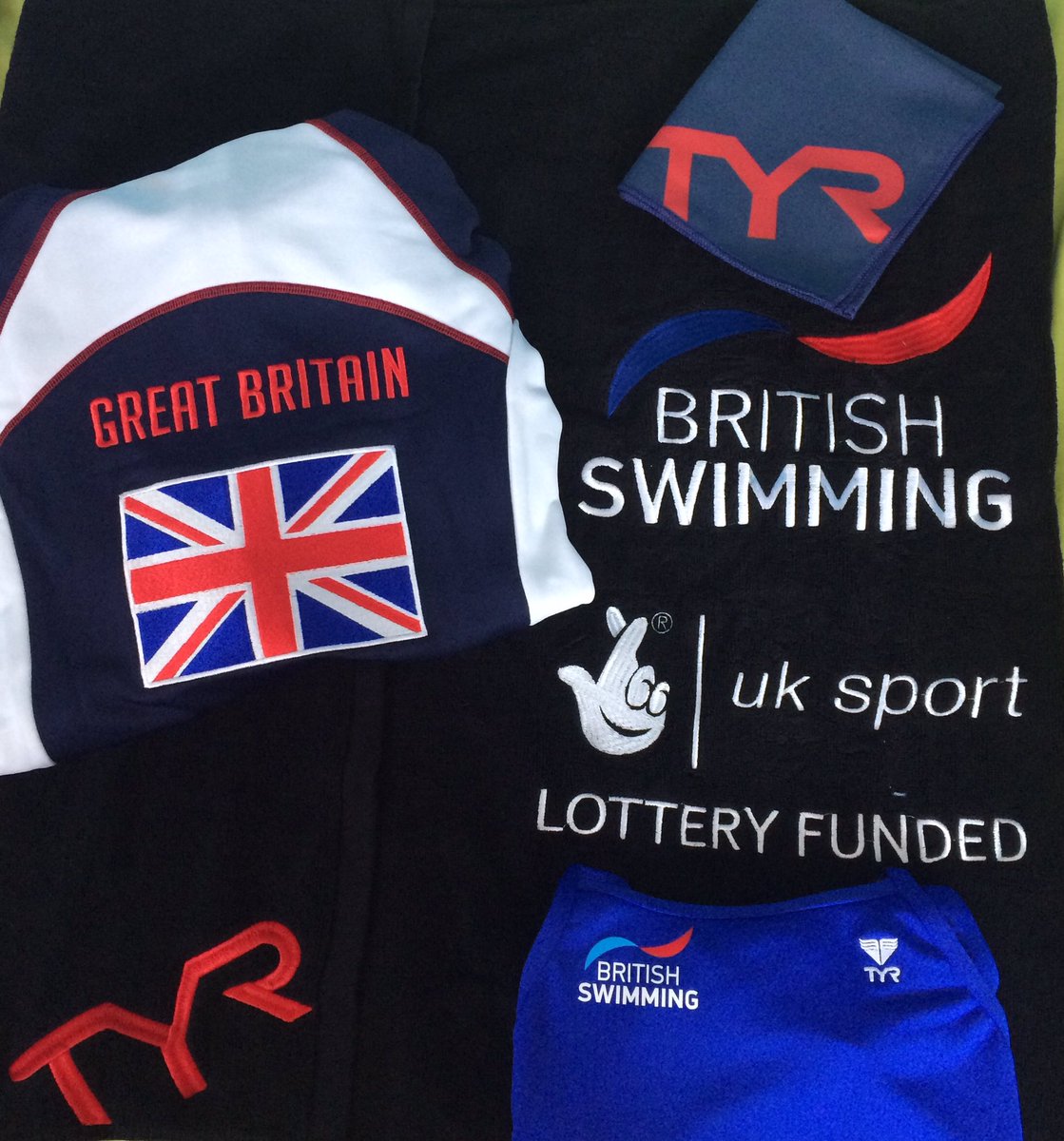 Ready to travel to Junior European Diving Championships 2017. Thanks for your support <a href="/uk_sport/">UK Sport</a> <a href="/TeamSportsAid/">SportsAid</a> <a href="/EnergiseMe_/">Energise Me</a> <a href="/tyr_uk/">Uk Tyr</a>